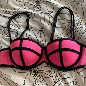 Hot pink Triangl Bikini top